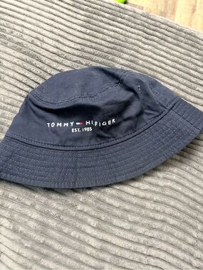 Tommy Hilfiger Kids Navy Blue Embroidered Bucket Hat